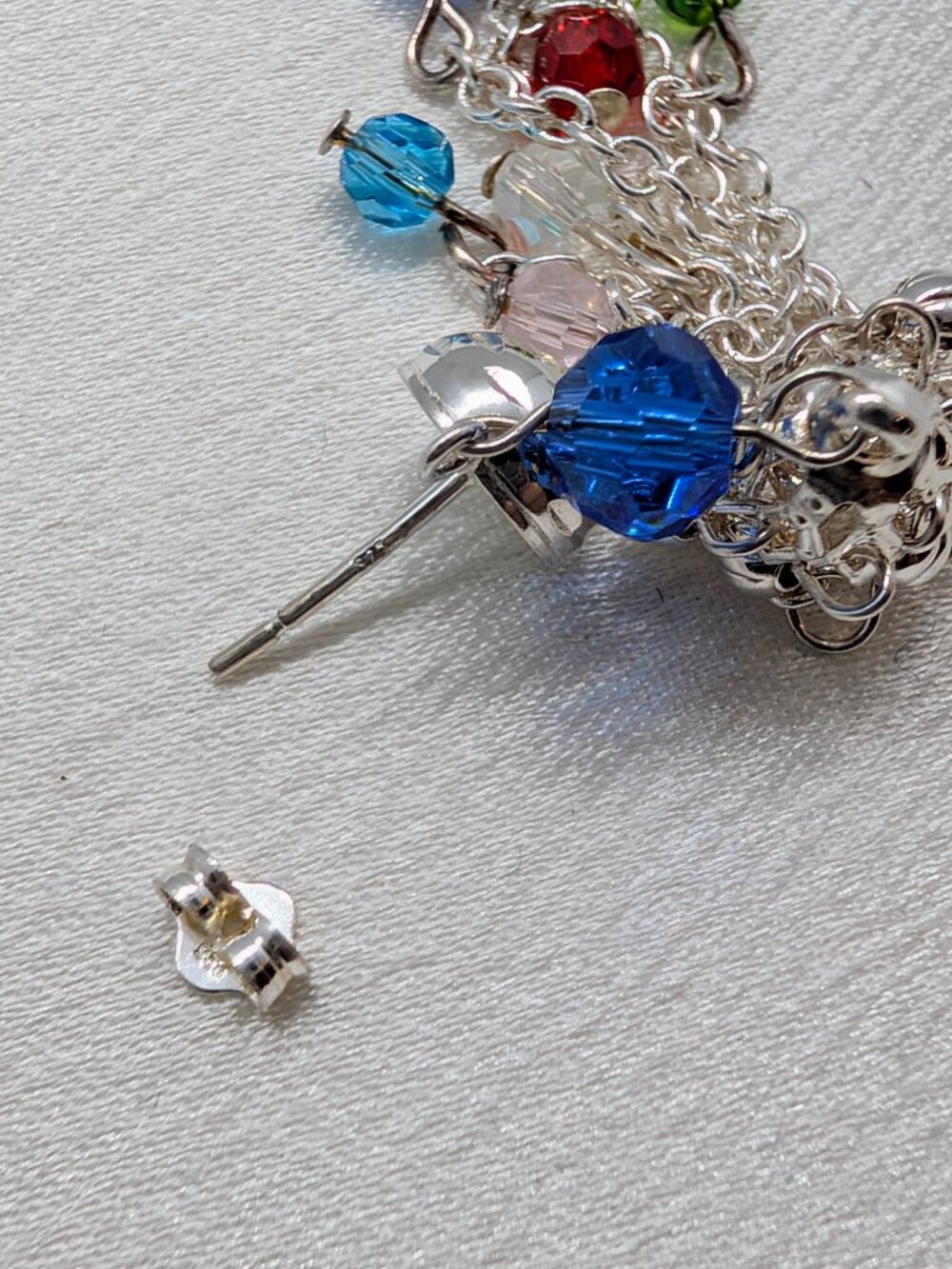 NWT fancy fashion dangle post earrings - Picture 6 of 8
